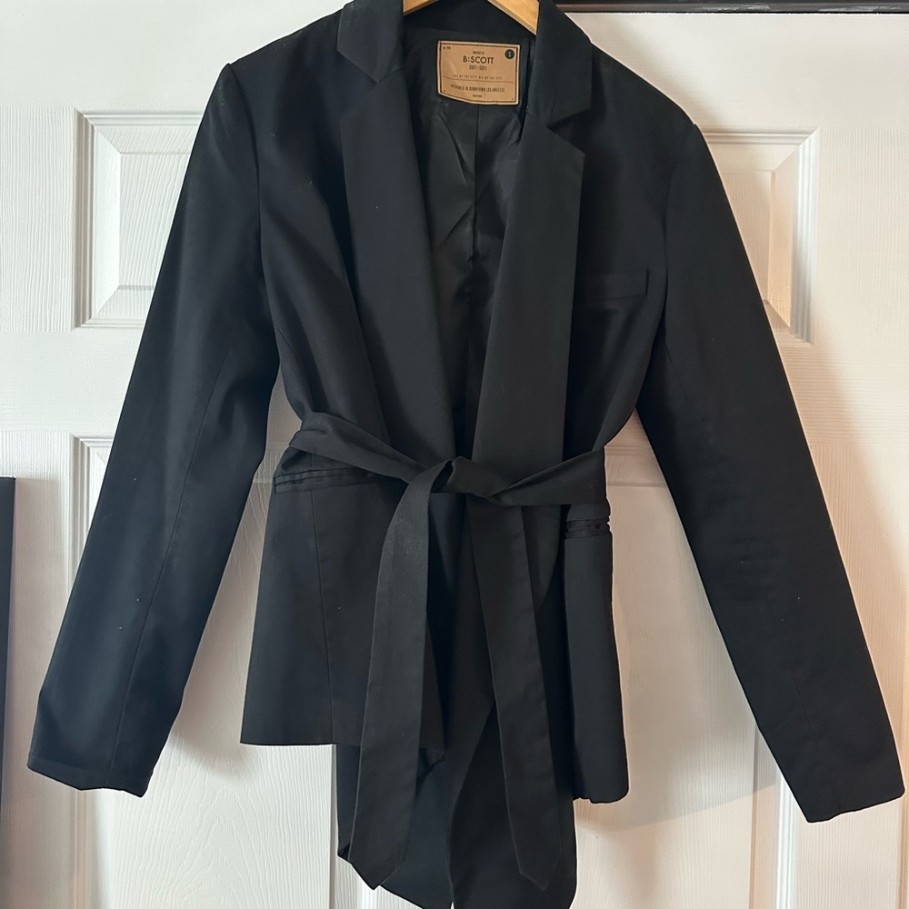 Women's Asymmetry Black Belted Trench Blazer size small